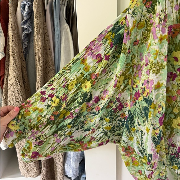 Anthropologie the Sidney batwing blouse by pilcro - Picture 6 of 7